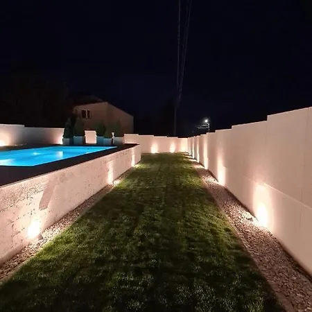 Villa Blanca Cedzyna Exterior photo